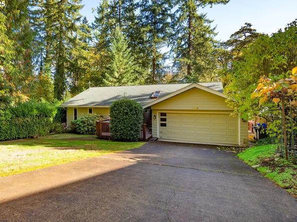 1925 Sylvan St, Eugene, OR 97403