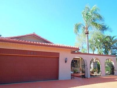 386 2nd Ave N, Tierra Verde, FL, 33715