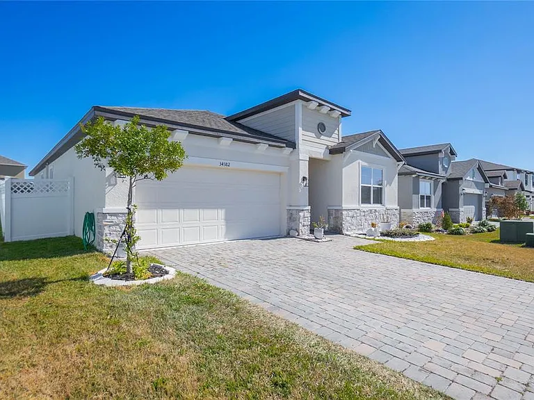 34382 Evergreen Hill Ct — Photo 37