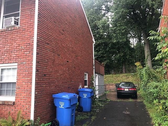 2nd image of 145 Garfield Ave