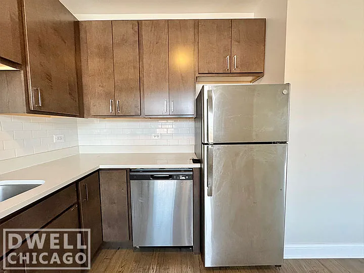 3421 W Fullerton Ave #3D — Photo 5