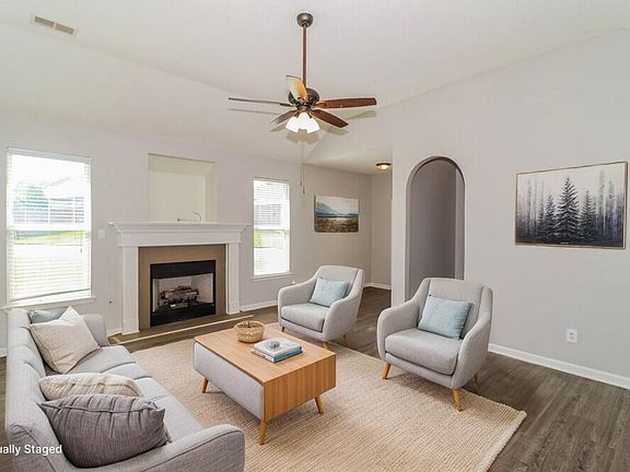 5th image of 9259 Windy Meadow Ln