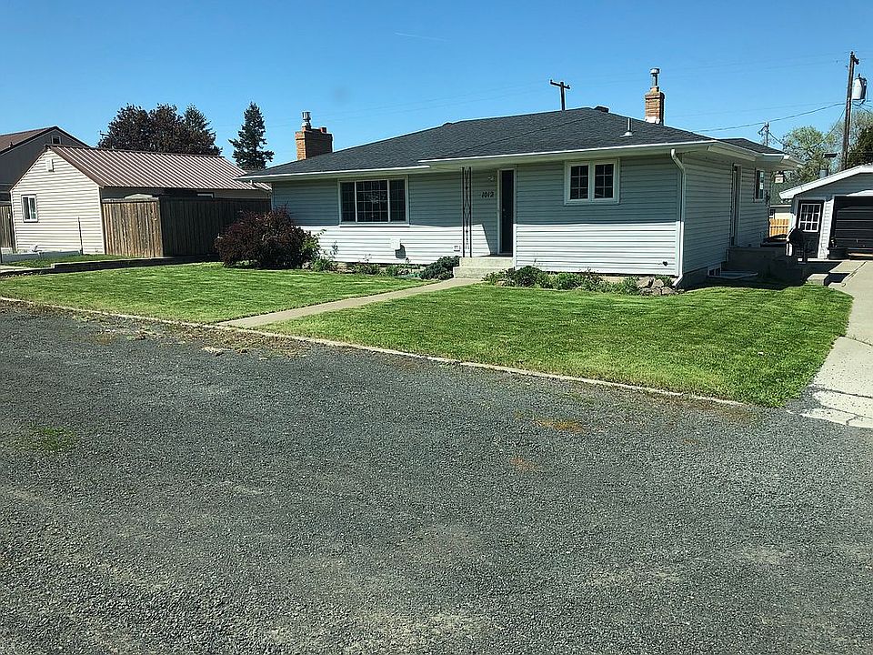 1st image of 1012 Merriam St