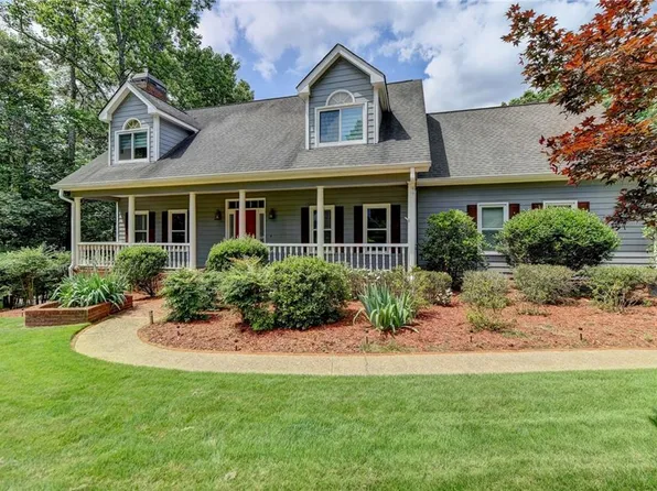 6393 Chestnut Pkwy, Flowery Branch, GA 30542