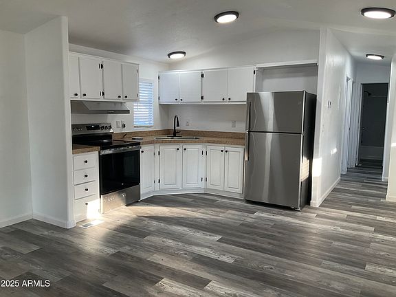 3rd image of 2292 N Ironwood Drive #89