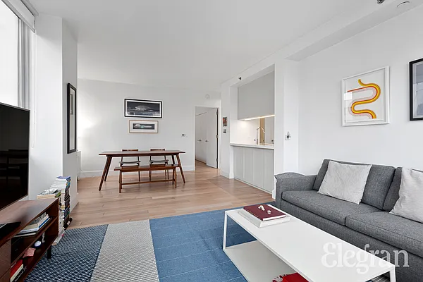 Rented by (Legacy) Elegran | media 3