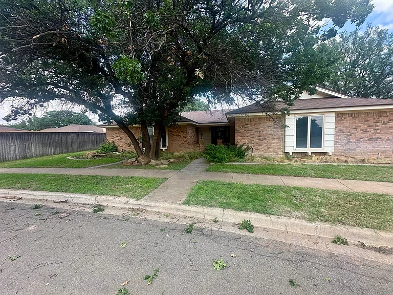 5812 Cornell St — Photo 2