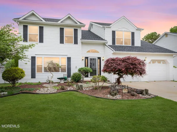 20 Derringer Drive, Howell, NJ 07731