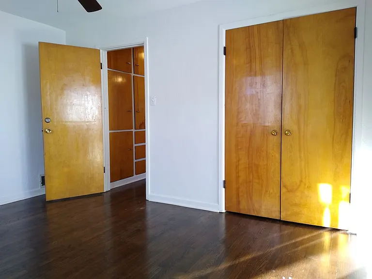 2128 Hooker St — Photo 13