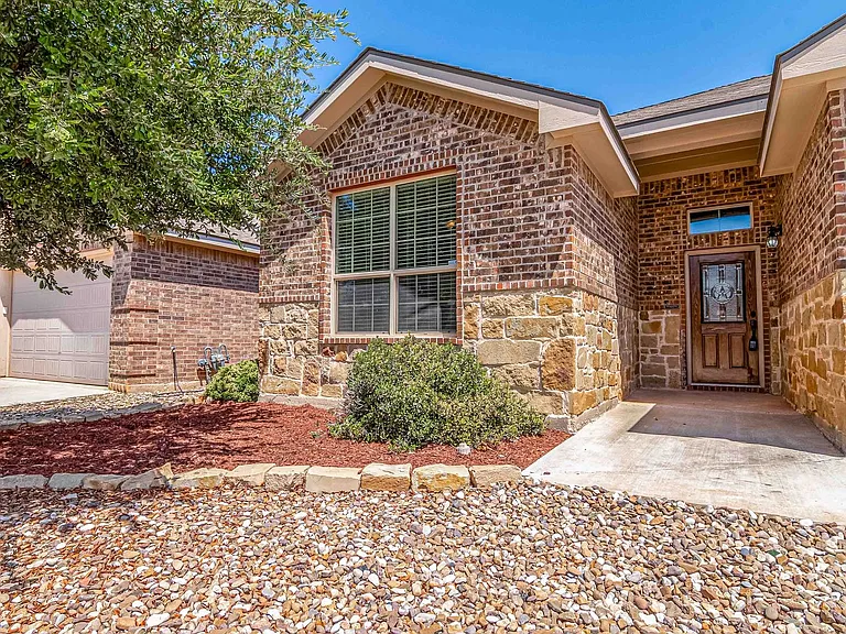 6408 Hall Of Fame Blvd — Photo 25