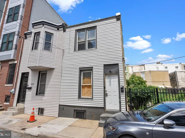 1821 E Oakdale St, Philadelphia, PA 19125