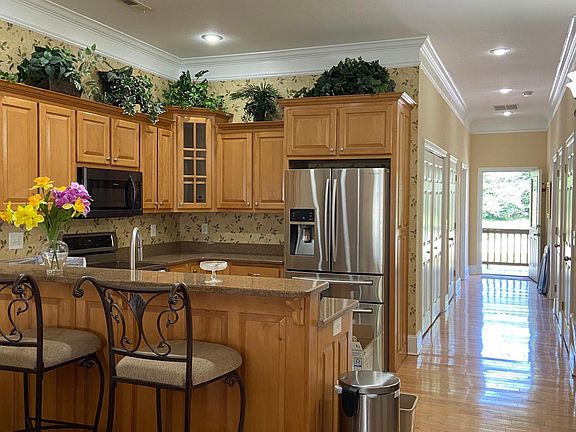 Spacious Kitchen
