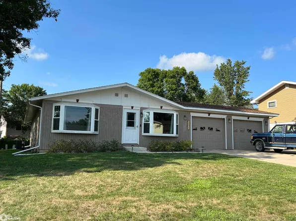 2010 Ridgeway Dr, Denison, IA 51442