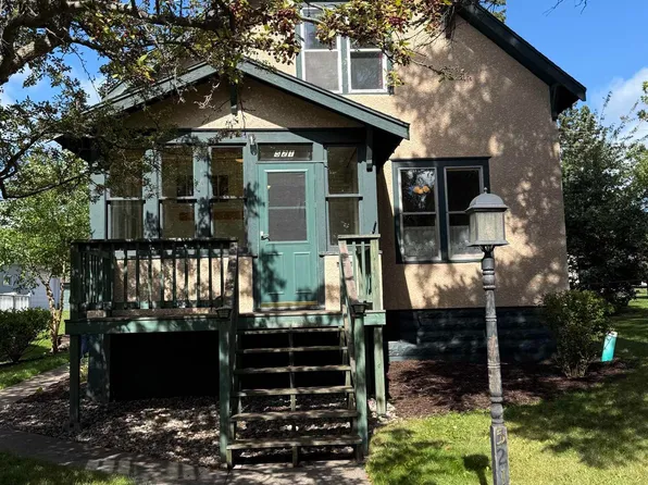 521 8th Ave, Two Harbors, MN 55616