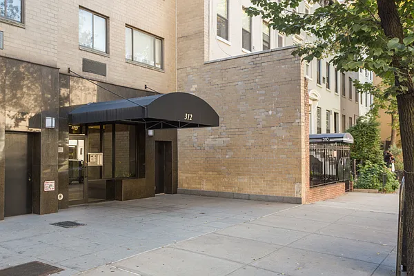 Rented by Compass | media 29