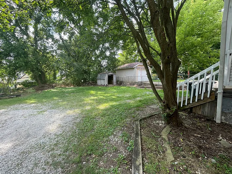 982 Collinwood Ave — Photo 20