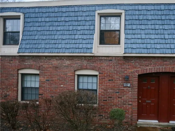 1194 Pennsbury Blvd, Pittsburgh, PA 15205