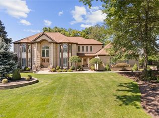 6488 Hammontree Dr, Hudson, OH 44236