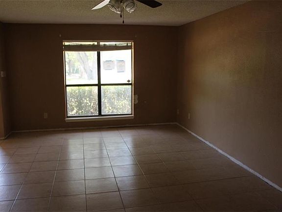 5th image of 1217 Blanco Ln