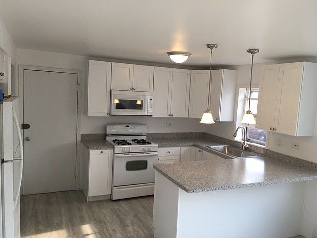 1st image of 6819 W 79th St #5