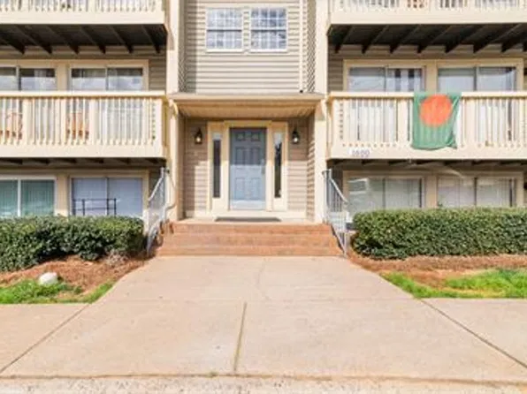 1600 Arlyn Cir, Charlotte, NC