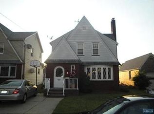 7 7th St, North Arlington, NJ