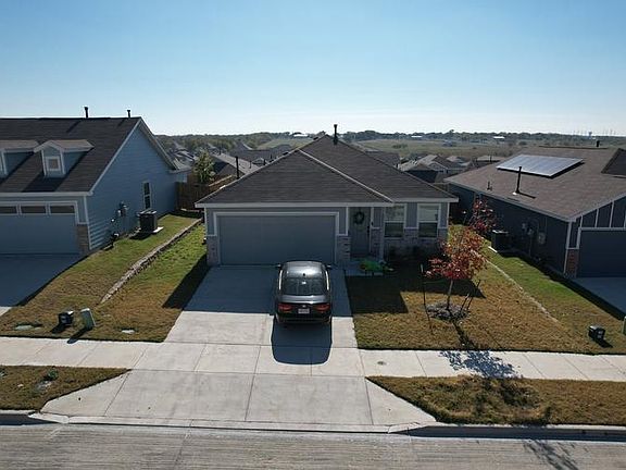 2nd image of 2633 Starwater Dr