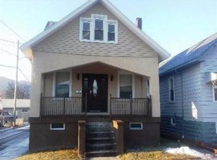 30 Saint Charles St, Schuylkill Haven, PA 17972