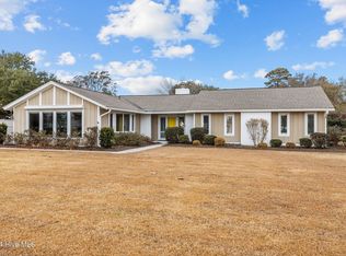 130 Gull Harbor Dr, Newport, NC 28570