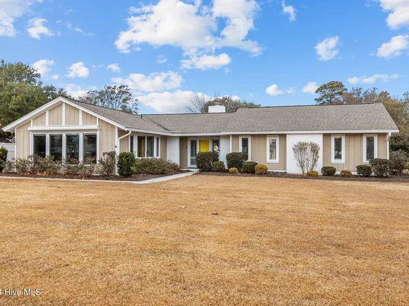 130 Gull Harbor Drive, Newport, NC 28570