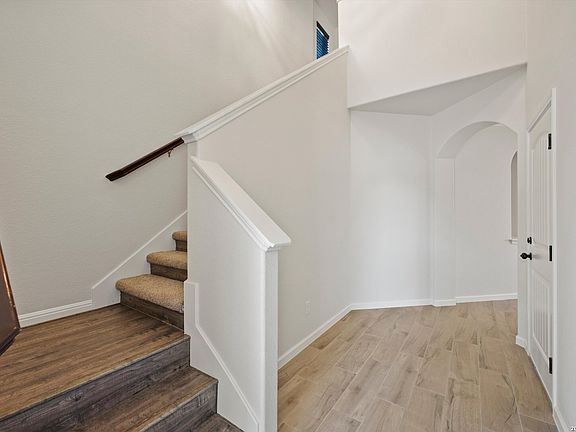 3rd image of 10936 SHORT SPRINGS DR