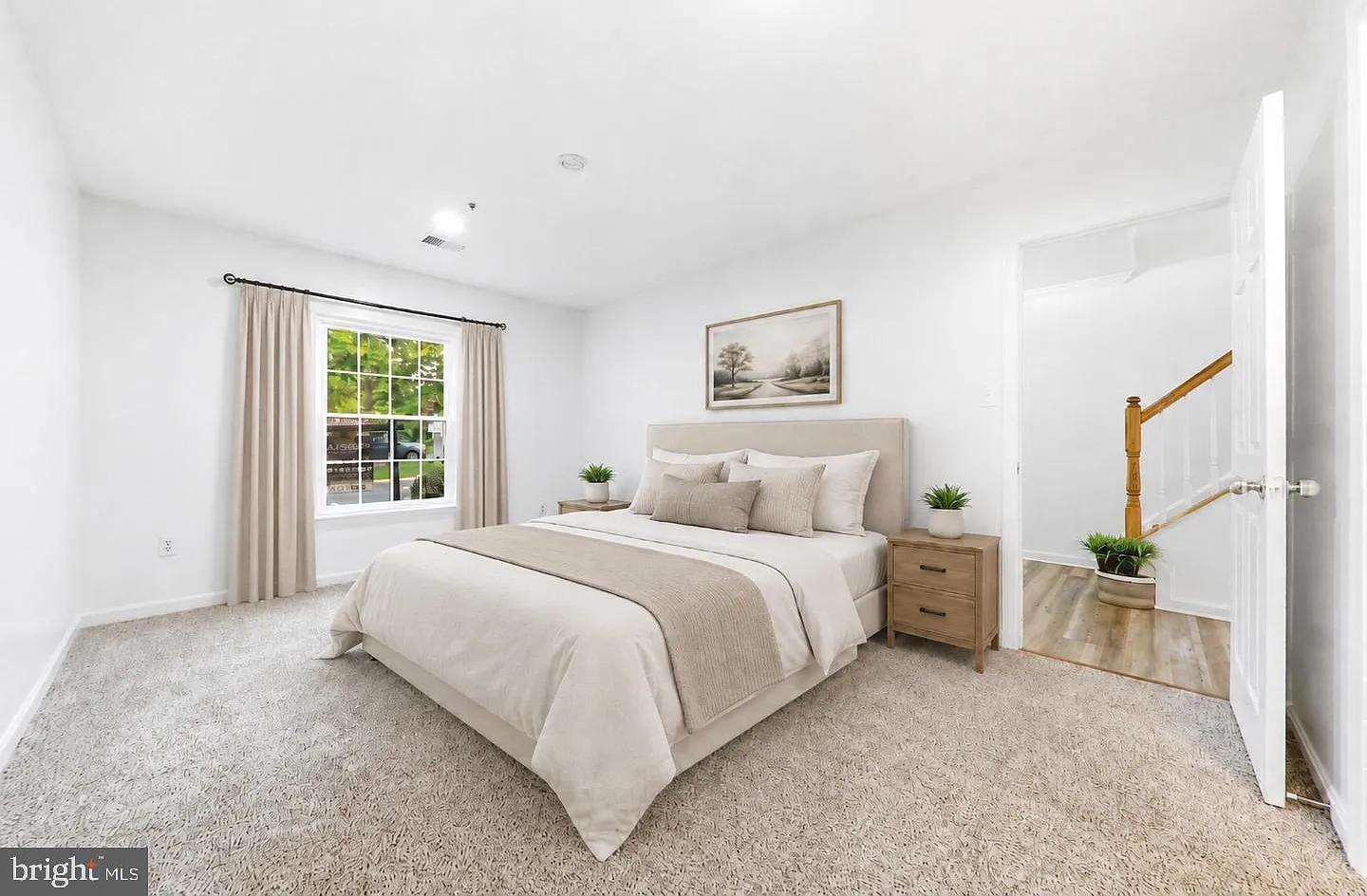 4 bed, 3.5 bath, 2698 sqft, $3,100 — Photo 4