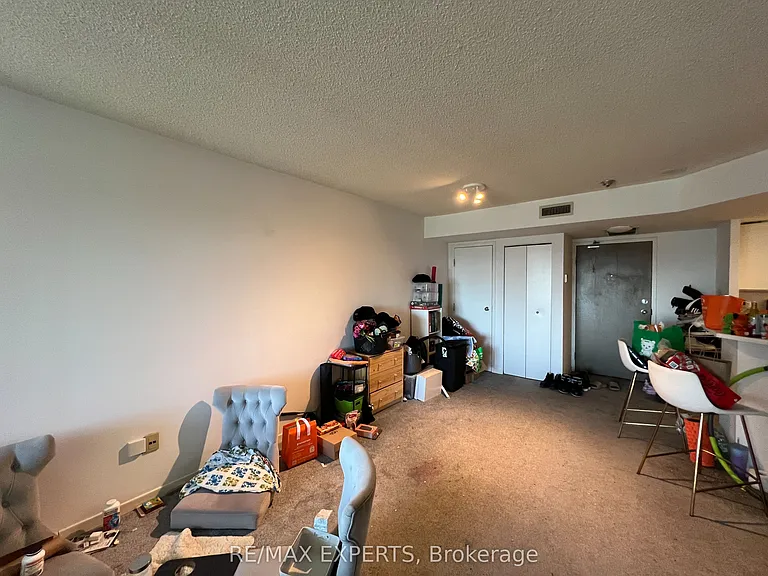 1001 Bay St #2217 — Photo 9