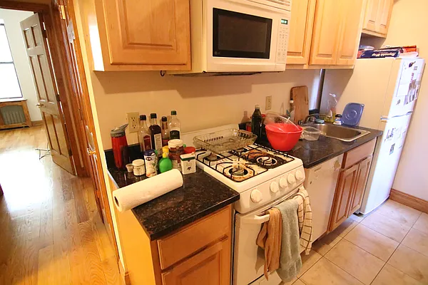 Rented by Guidance Realty Corp. | media 6