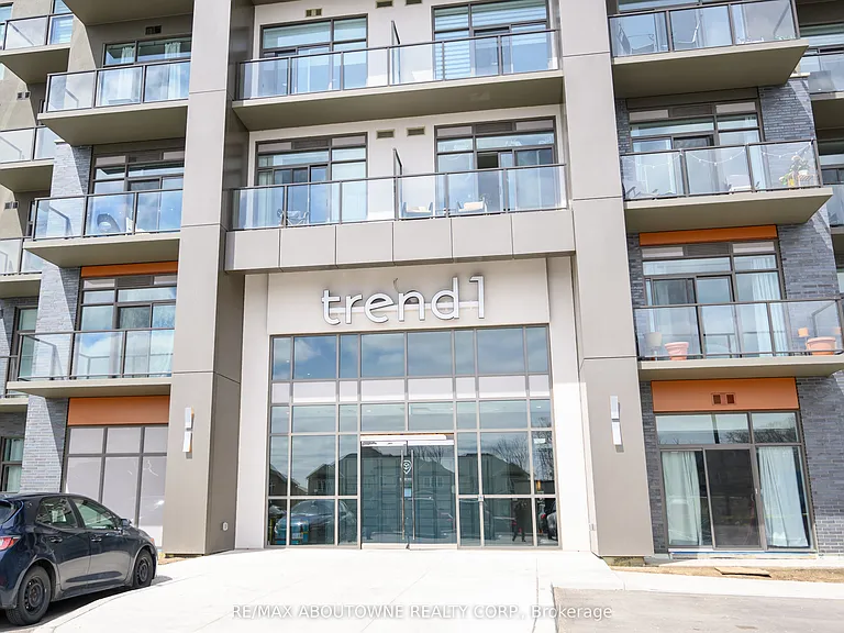 450 Dundas St E #334 — Photo 3