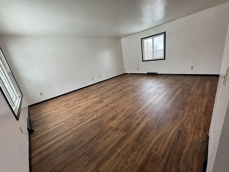 1801 Reetz Rd — Photo 7