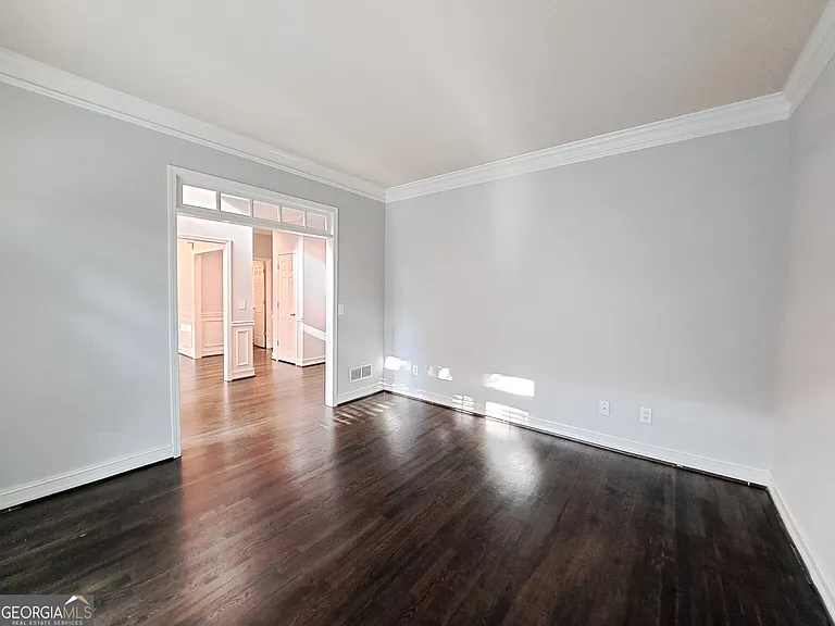 2242 Lenox Walk NE — Photo 5