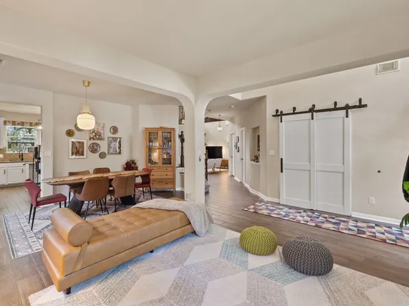 3841 Lagoona Dr, Round Rock, TX 78681