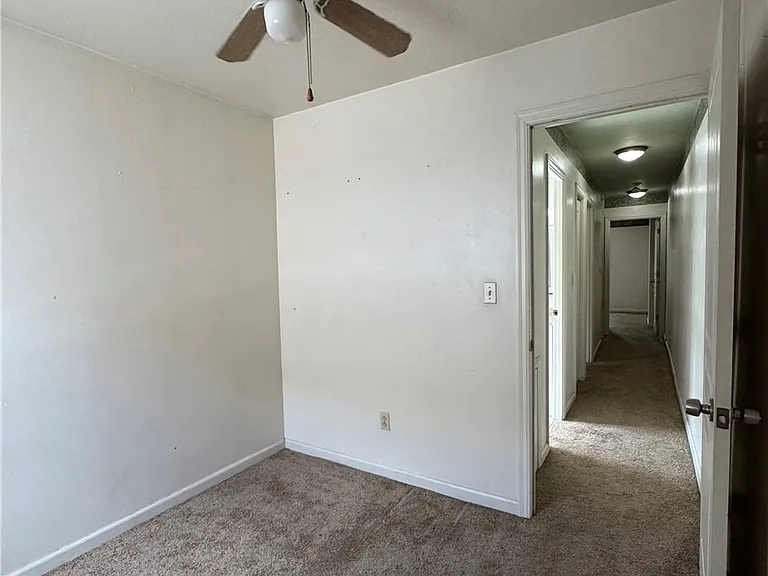 158 Chesterfield Rd — Photo 18