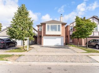 4 Natalie Ct, Brampton, ON L6S5T2
