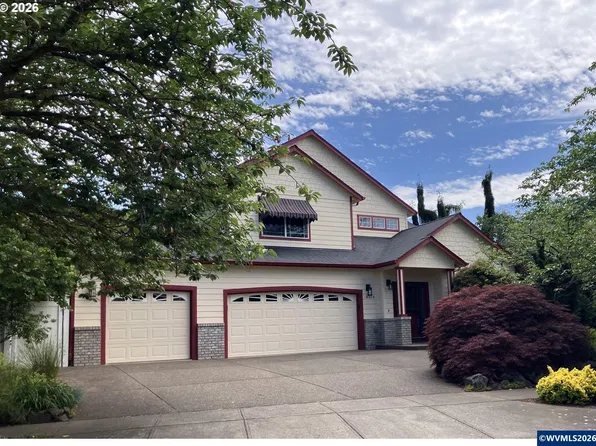 4374 Log Dr NE, Salem, OR 97305