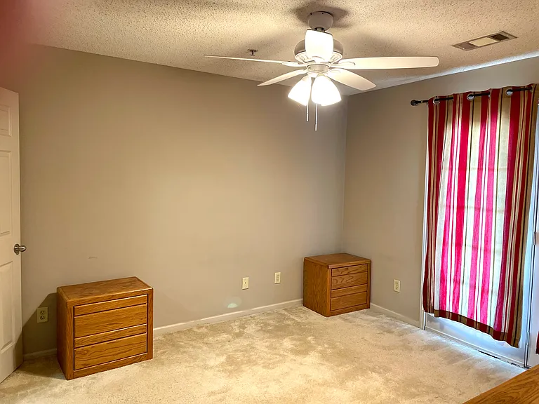 2301 Veterans Memorial Pkwy #610 — Photo 8