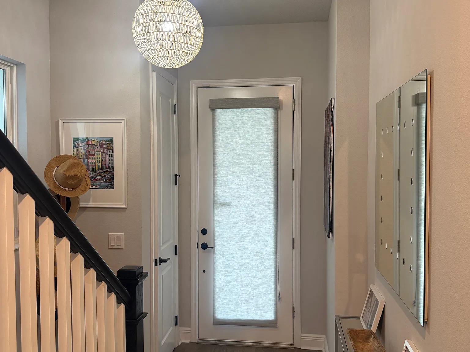 3 bed, 2.5 bath, 2091 sqft, $4,500 — Photo 2