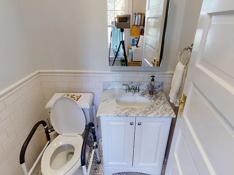 193 Lexington Ave — Photo 4