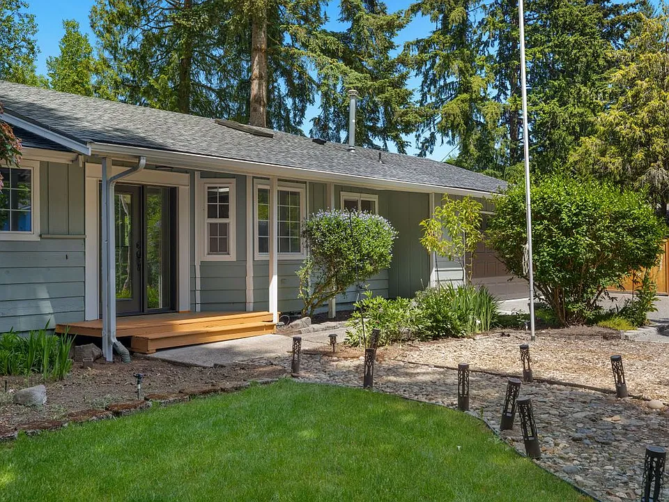 4104 60th Ave SW