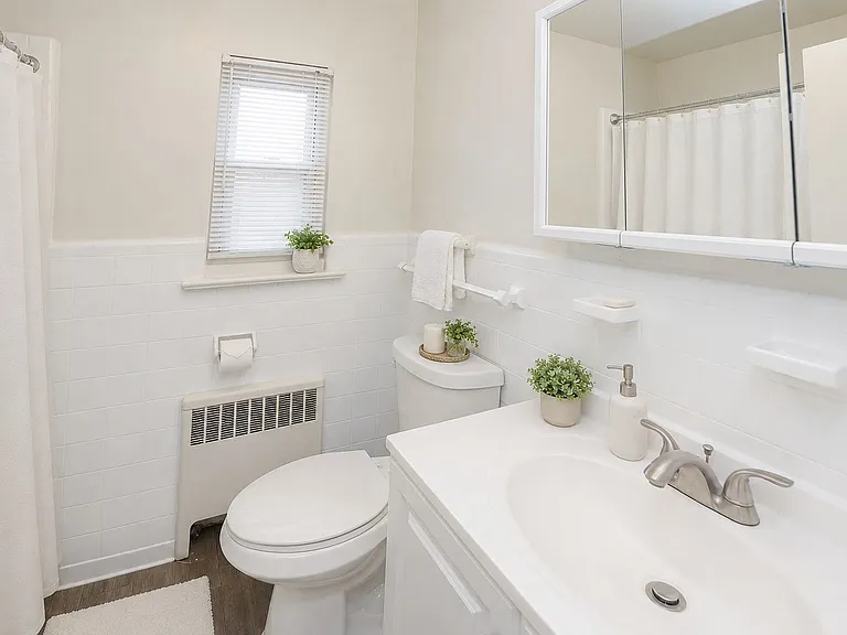 Duncan Hill Apartment Homes — Photo 18