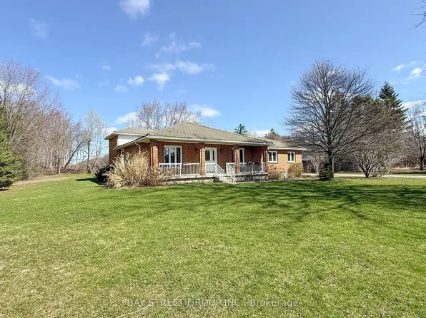 861 Book Rd E, Hamilton, ON L9G 3L1