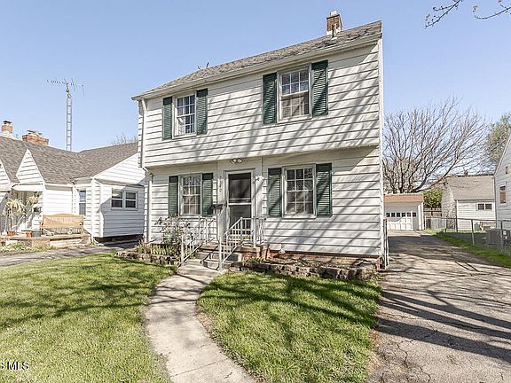 2nd image of 2340 Beaufort Ave