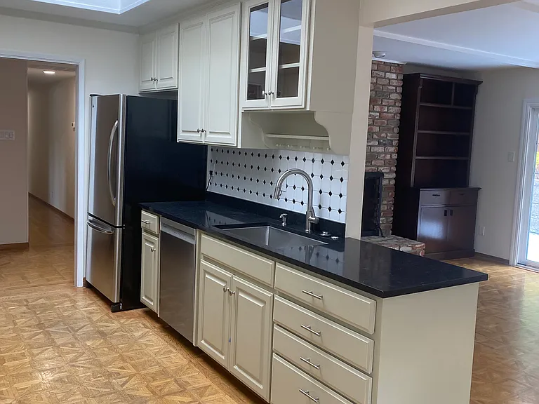 Kitchen to Family/Dining room