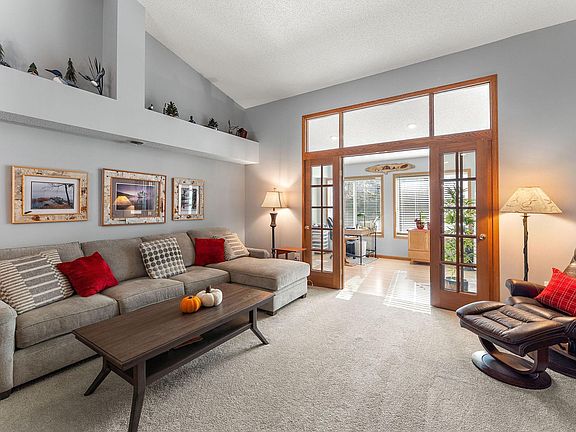5th image of 7556 Ojibway Park Bay